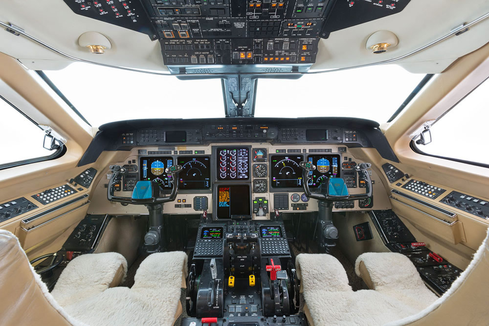 Gulfstream G-IV Cockpit