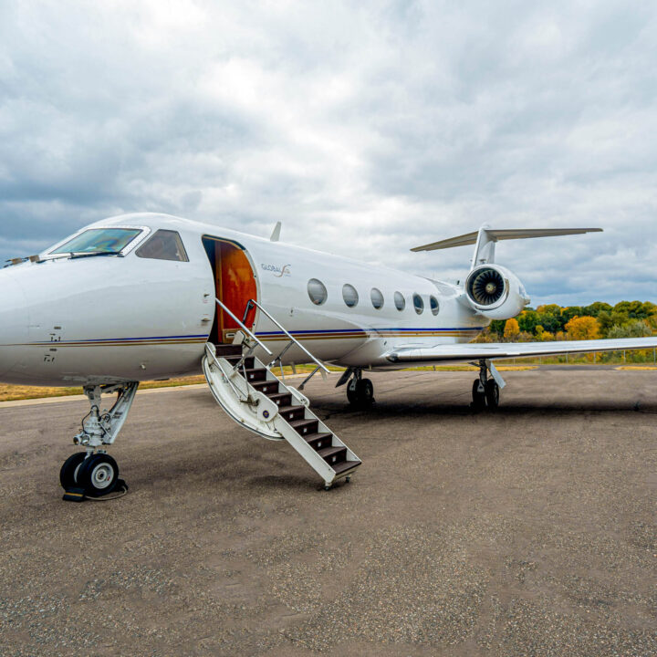 gulfstream charters: gulfstream jet