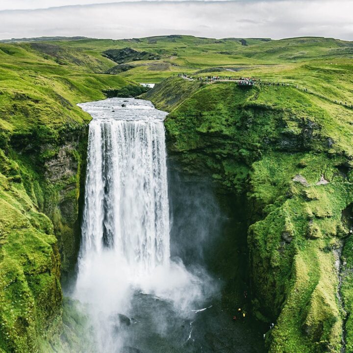Flights to Iceland: private jet travel