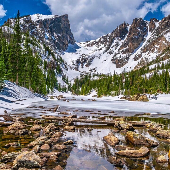 Flights-to-Denever-Colorado